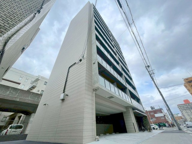 Alivis三国本町の外観