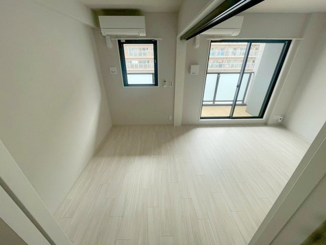 Alivis三国本町の寝室