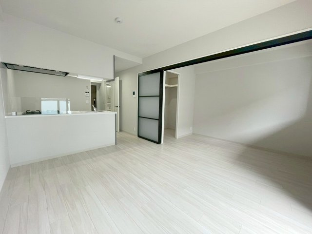 Alivis三国本町の居間・リビング