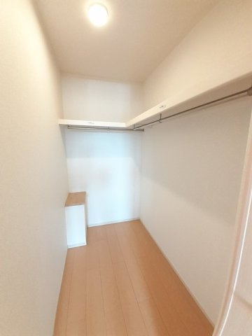 カーサ・プラシードＡの収納