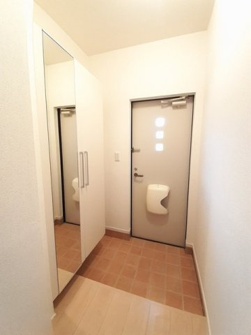ラメールＡの玄関