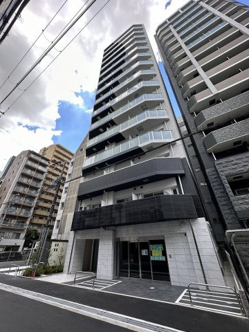 セレニテ本町リアンの外観