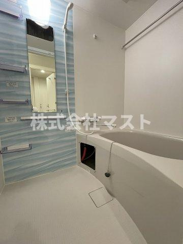 セレニテ本町リアンの浴室
