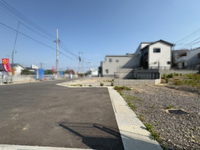 長岡京市長法寺力池の前面道路含む現地写真|前道：北東約6ｍ！
