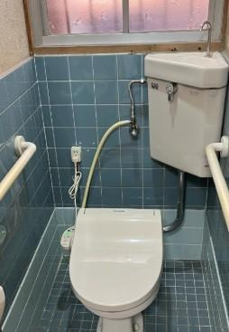 点野5丁目　中古一戸建てのトイレ|■物件内覧・資金計画相談・住宅ローン相談、リフォーム相談、お問合せ受付中■
※当日・翌日のご内覧、ご相談はお電話でのお問合せがスムーズです！