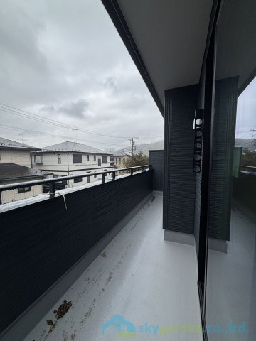 伊勢原市高森台３丁目第2　新築戸建　全２棟2号棟のバルコニー