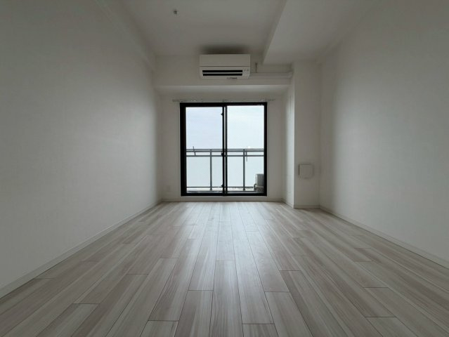 S-RESIDENCE福島Alovitaの洋室