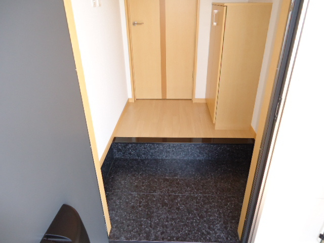 ディア・ルミエールの玄関