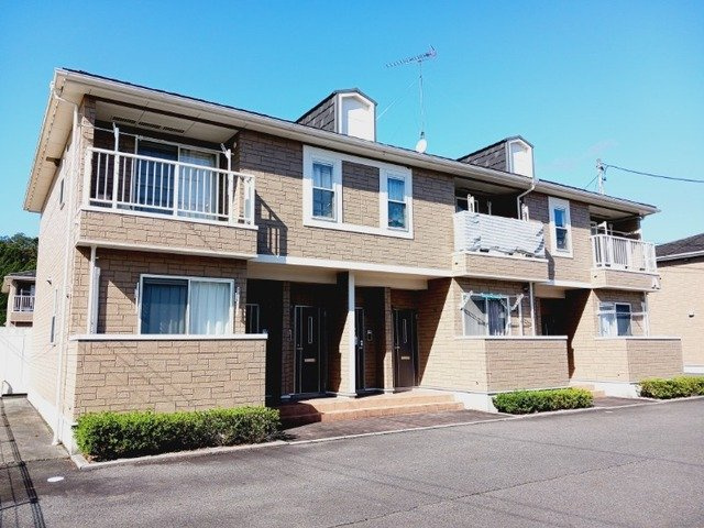 ブリッサ桜岡Ａ