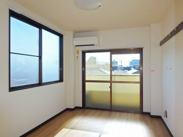 SEPIAの寝室