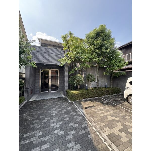 ユニバーサルマンション