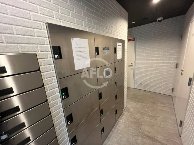 レオンコンフォート難波クレアのその他共用部分|レオンコンフォート難波クレア　宅配ボックス