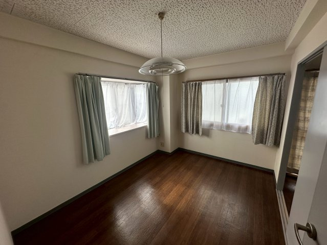 岸和田市野田町２丁目の賃貸マンション