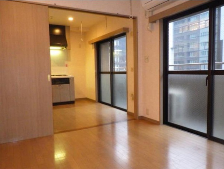 【居間・リビング】