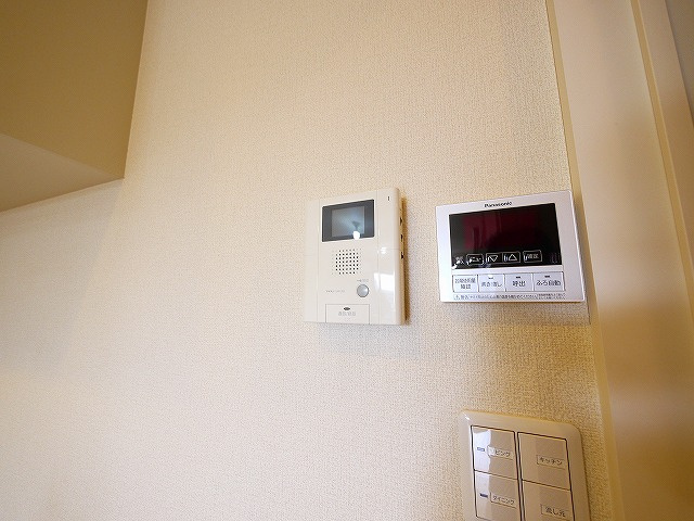 ベル・フルールのセキュリティ|モニター付きインターホーン