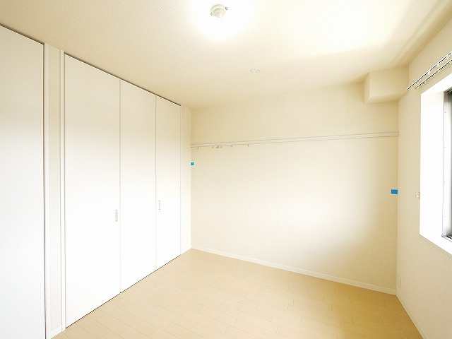 ベル・フルールの洋室|個人の部屋や寝室として使える洋室です