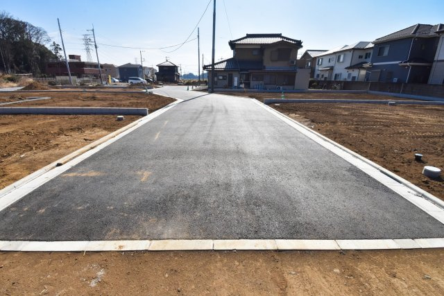 コンフォートプレイス川越市下松原2期　全7区画の前面道路含む現地写真