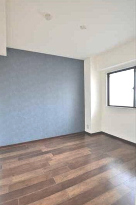 【寝室】 | ユングフラウ | 寝室にもぴったりな洋室です(^^)/