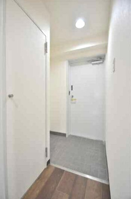 【玄関】 | ユングフラウ | シューズボックス完備のきれいな玄関です(^^)/