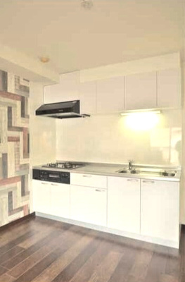 【キッチン】 | ユングフラウ | 3口ガスコンロ、グリル付きのシステムキッチン(^^)/