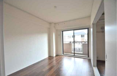 【洋室】 | ユングフラウ | 収納付き6帖(^^)/