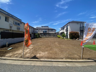 【前面道路含む現地写真】 | 西荻窪全3区画 | 低層住宅街に位置し、閑静な住宅街
