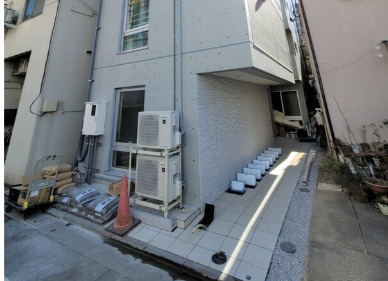 板橋区蓮根３丁目の賃貸マンションのエントランス