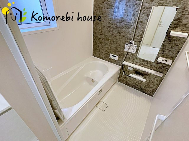 桶川市末広2丁目　2期　新築一戸建て　ブルーミングガーデン　01の浴室|26.3.21　撮影済み