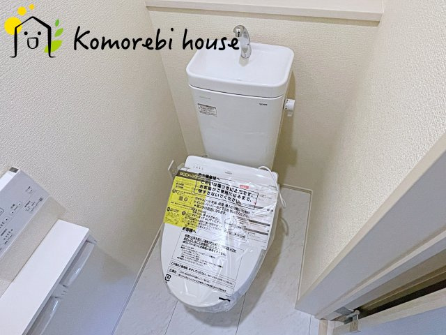 桶川市末広2丁目　2期　新築一戸建て　ブルーミングガーデン　01のトイレ|26.3.21　撮影済み