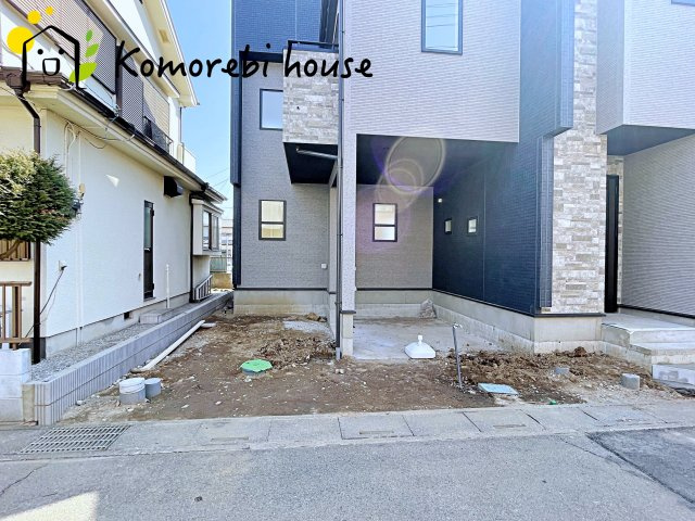 桶川市末広2丁目　2期　新築一戸建て　ブルーミングガーデン　01の駐車場|26.3.21　撮影済み