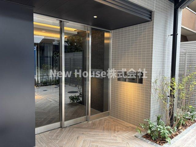 ルフォンリヴェント池袋のエントランス