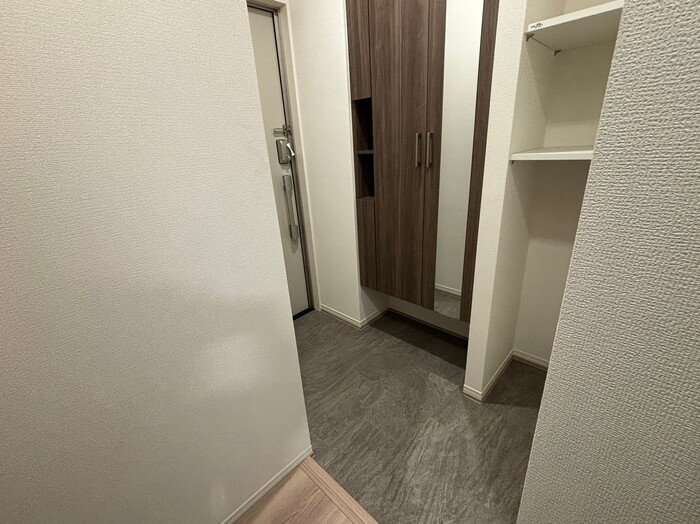 フォンテーヌ・ヒルの玄関