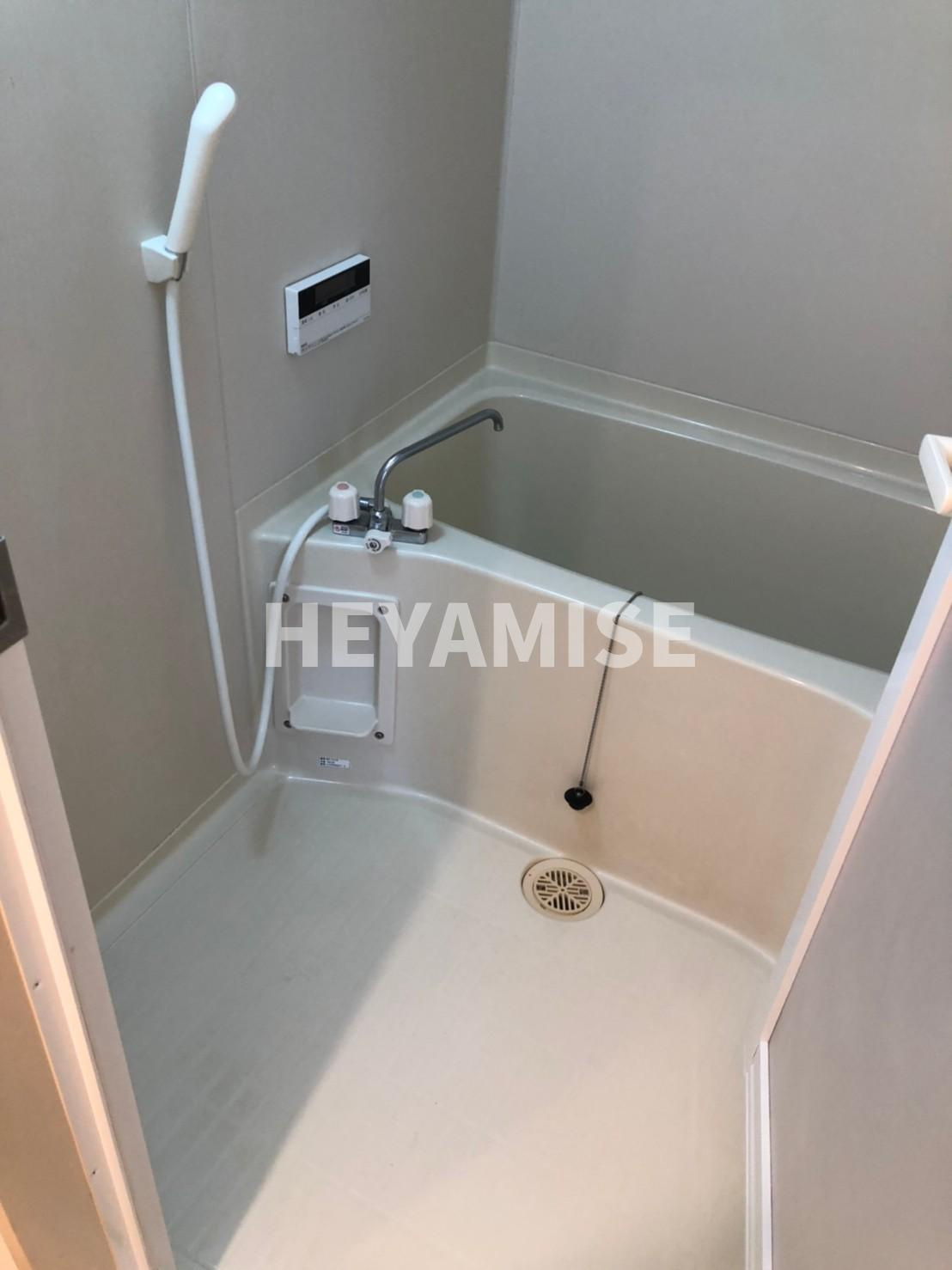 グランディールの浴室|※同物件反転間取りのお部屋の写真です※現況優先します