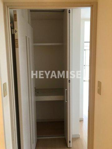 グランディールの収納|※同物件反転間取りのお部屋の写真です※現況優先します