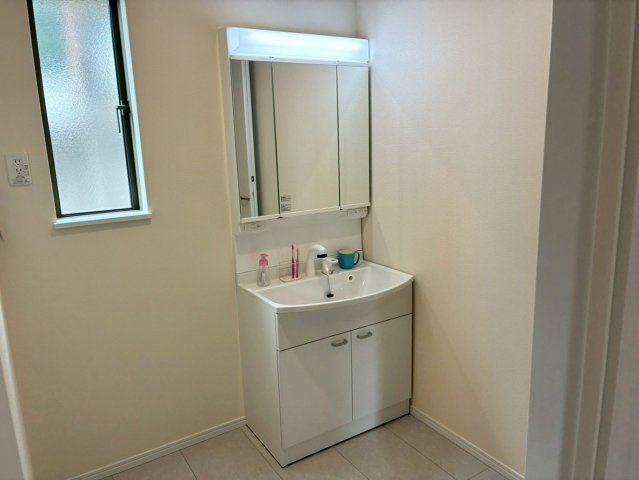 【独立洗面台】 | 伊豆の国市大仁Ⅱ 新築建売分譲住宅 建物＋土地 TW06092 | 伊豆の国市大仁A号棟　洗面化粧台 ※令和8年4月13日撮影写真