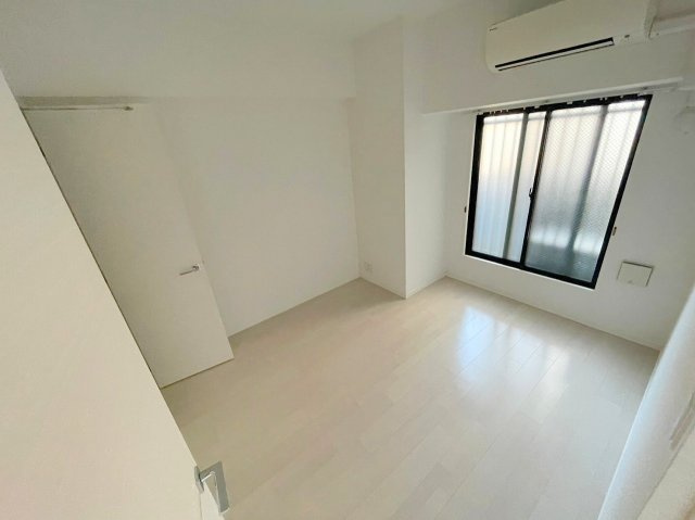 S-RESIDENCE新大阪駅前の洋室