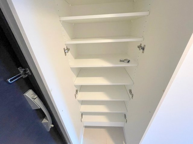 S-RESIDENCE新大阪駅前の収納