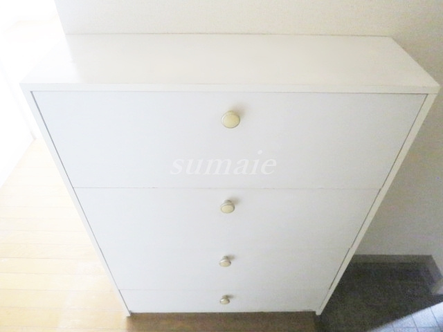 アナトリアコーポの玄関|下駄箱です☆