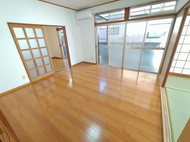 水戸市平須町　中古戸建の洋室