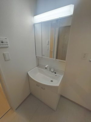 【独立洗面台】 | 天白区島田黒石　新築一戸建て | キャンペーン対象物件です♪詳細は弊社ホームページもしくはスタッフまでお気軽にお問合せ下さいませ♪ お役に立てる自信があります♪