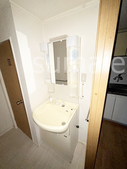 グランデ山和の洗面所|洗面台です