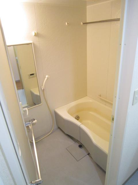 ヴィオレ湘南の浴室