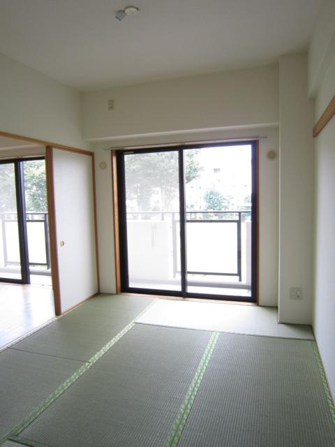 ヴィオレ湘南の和室