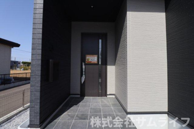 【玄関】 | 菰田1号棟