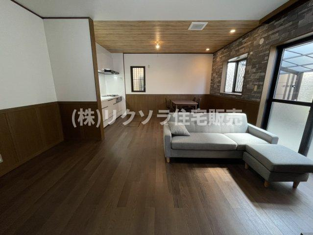 点野5丁目　中古一戸建てのダイニング|LDK15.0帖
■物件内覧・資金計画相談・住宅ローン相談、リフォーム相談、お問合せ受付中■
※当日・翌日のご内覧、ご相談はお電話でのお問合せがスムーズです！