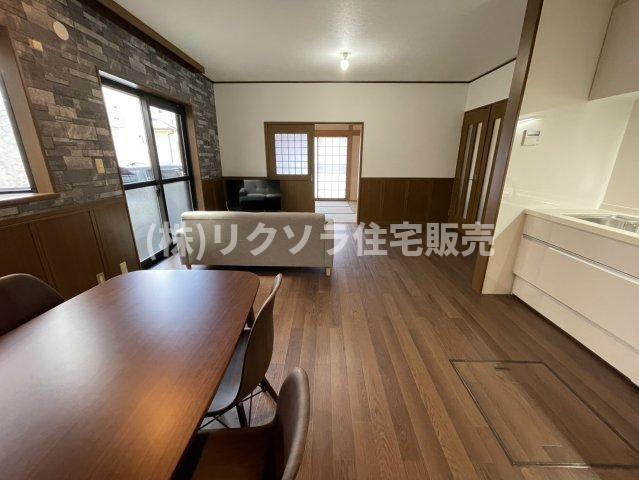 点野5丁目　中古一戸建てのキッチン|LDK15.0帖
■物件内覧・資金計画相談・住宅ローン相談、リフォーム相談、お問合せ受付中■
※当日・翌日のご内覧、ご相談はお電話でのお問合せがスムーズです！