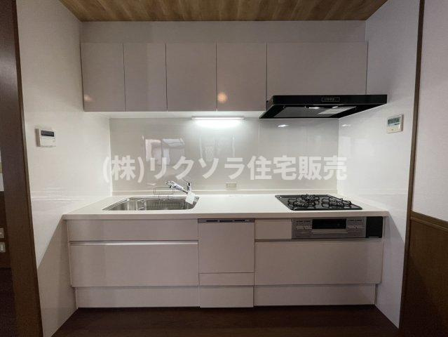 点野5丁目　中古一戸建てのキッチン|■物件内覧・資金計画相談・住宅ローン相談、リフォーム相談、お問合せ受付中■
※当日・翌日のご内覧、ご相談はお電話でのお問合せがスムーズです！