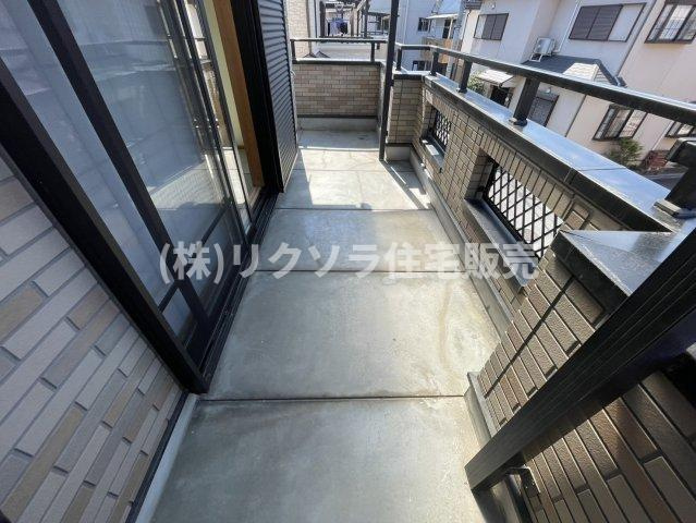 点野5丁目　中古一戸建てのバルコニー|L字バルコニー
■物件内覧・資金計画相談・住宅ローン相談、リフォーム相談、お問合せ受付中■
※当日・翌日のご内覧、ご相談はお電話でのお問合せがスムーズです！