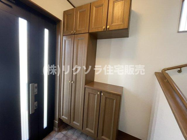 点野5丁目　中古一戸建ての収納|シューズボックス
■物件内覧・資金計画相談・住宅ローン相談、リフォーム相談、お問合せ受付中■
※当日・翌日のご内覧、ご相談はお電話でのお問合せがスムーズです！