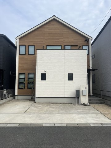 福岡市早良区飯倉８丁目の中古一戸建